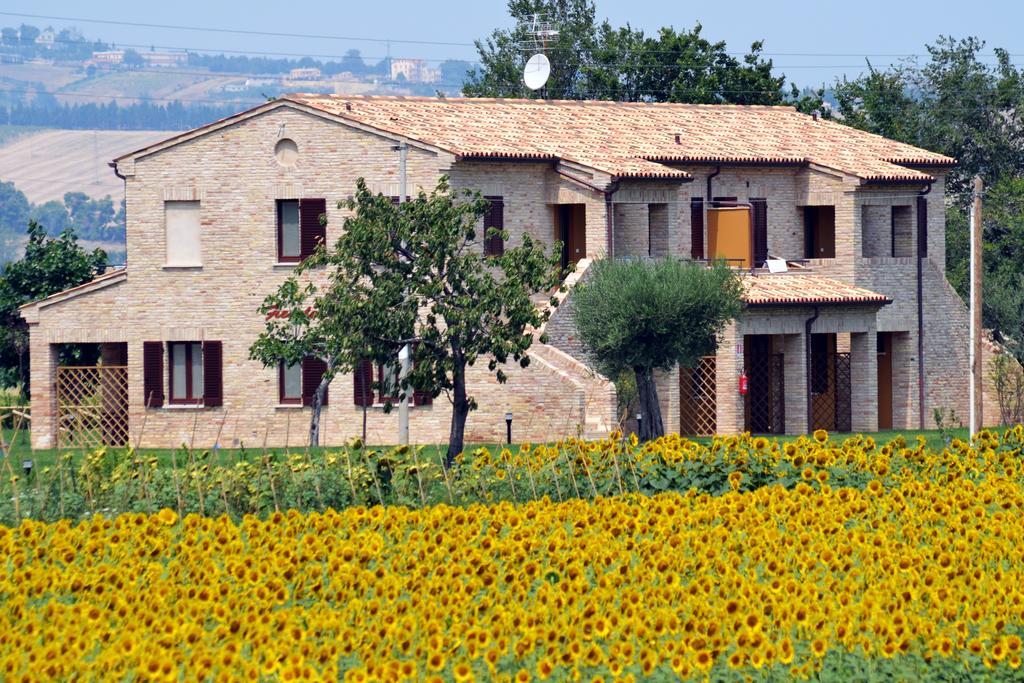 Casale Torrenova Al Conero * Potenza Picena